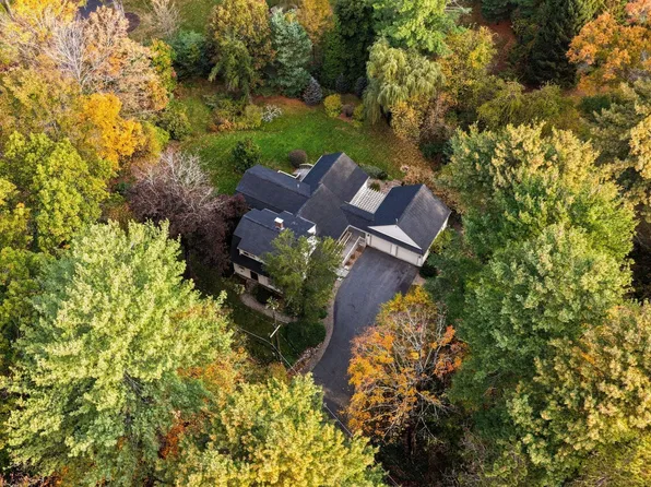9 Training Field Rd, Wayland, MA 01778