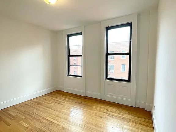 2nd image of 200 W 95th St #5B