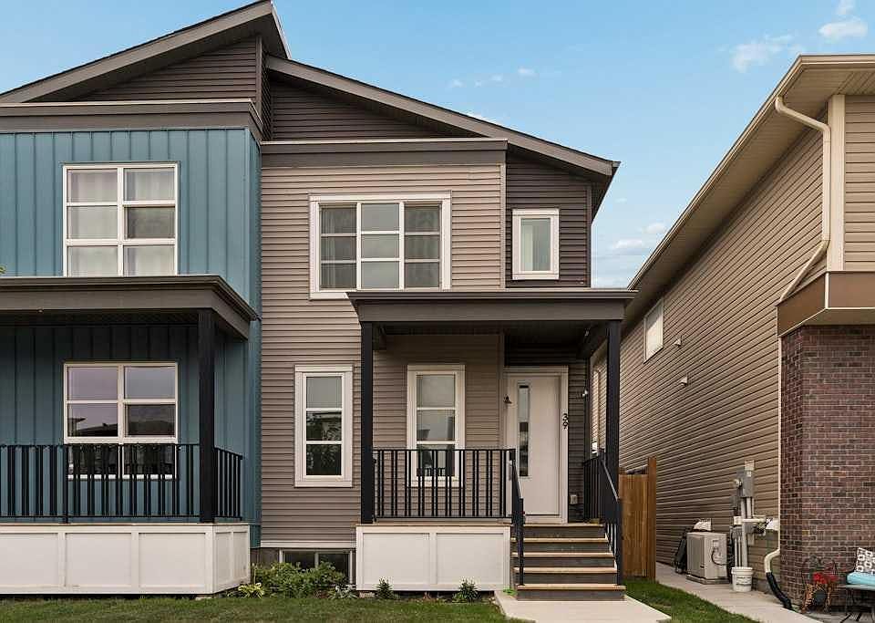 1st image of 39 Howse Rise NE
