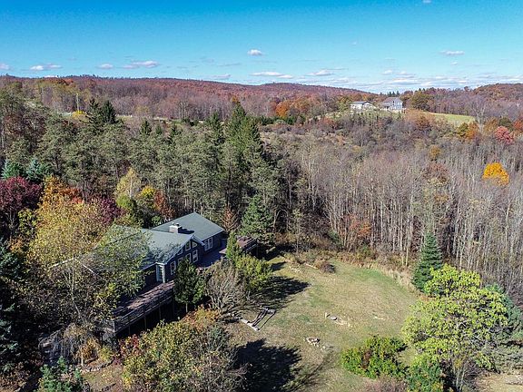 5th image of 3836 Chestnut Grove Rd