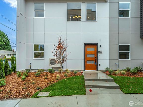 3rd image of 11548 17th Circle SW