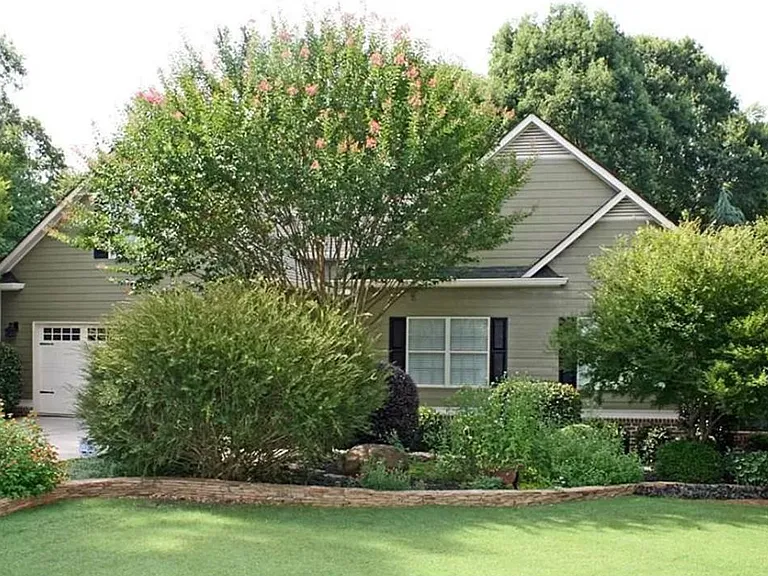 1030 Willowynd Way — Photo 1
