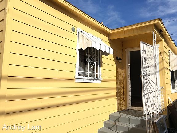 2nd image of 2623 Violet St