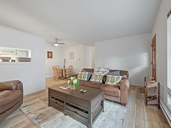 4th image of 2550 N 1st St APT 20