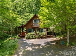 8 Westward Way, Bakersville, NC 28705
