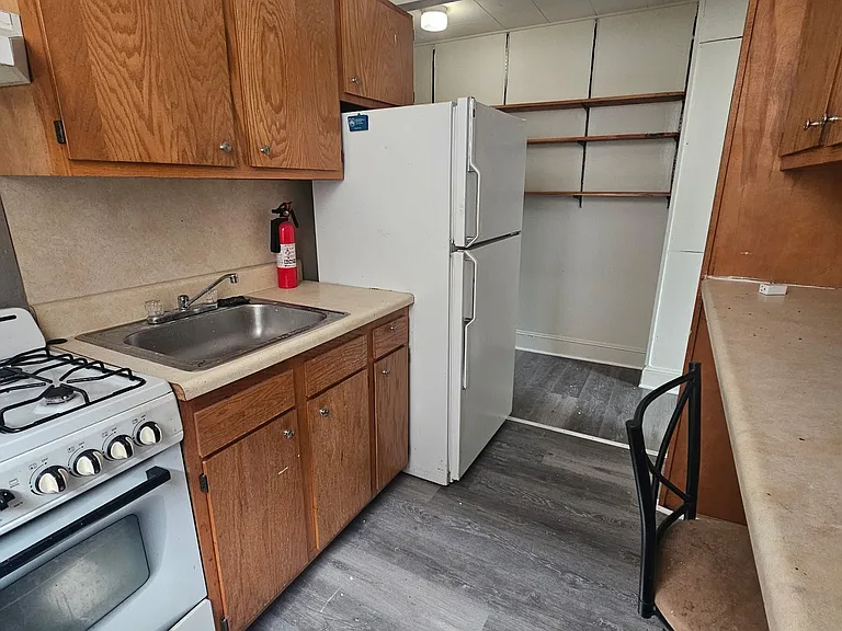 4023 Locust St #3 — Photo 8
