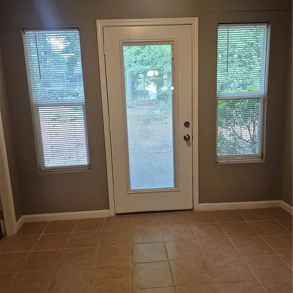 63 Middleton Ct SE — Photo 10