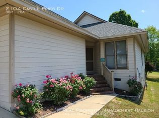 2104 Castle Pines Dr, Raleigh, NC 27604
