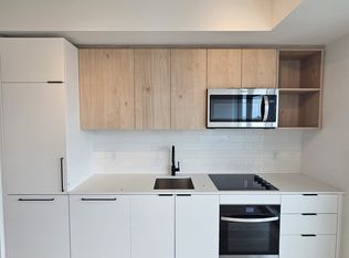 1185 Dupont St #1911, Toronto, ON M6H 0G1