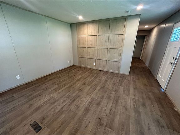2nd image of 112 Wisteria Dr #112W