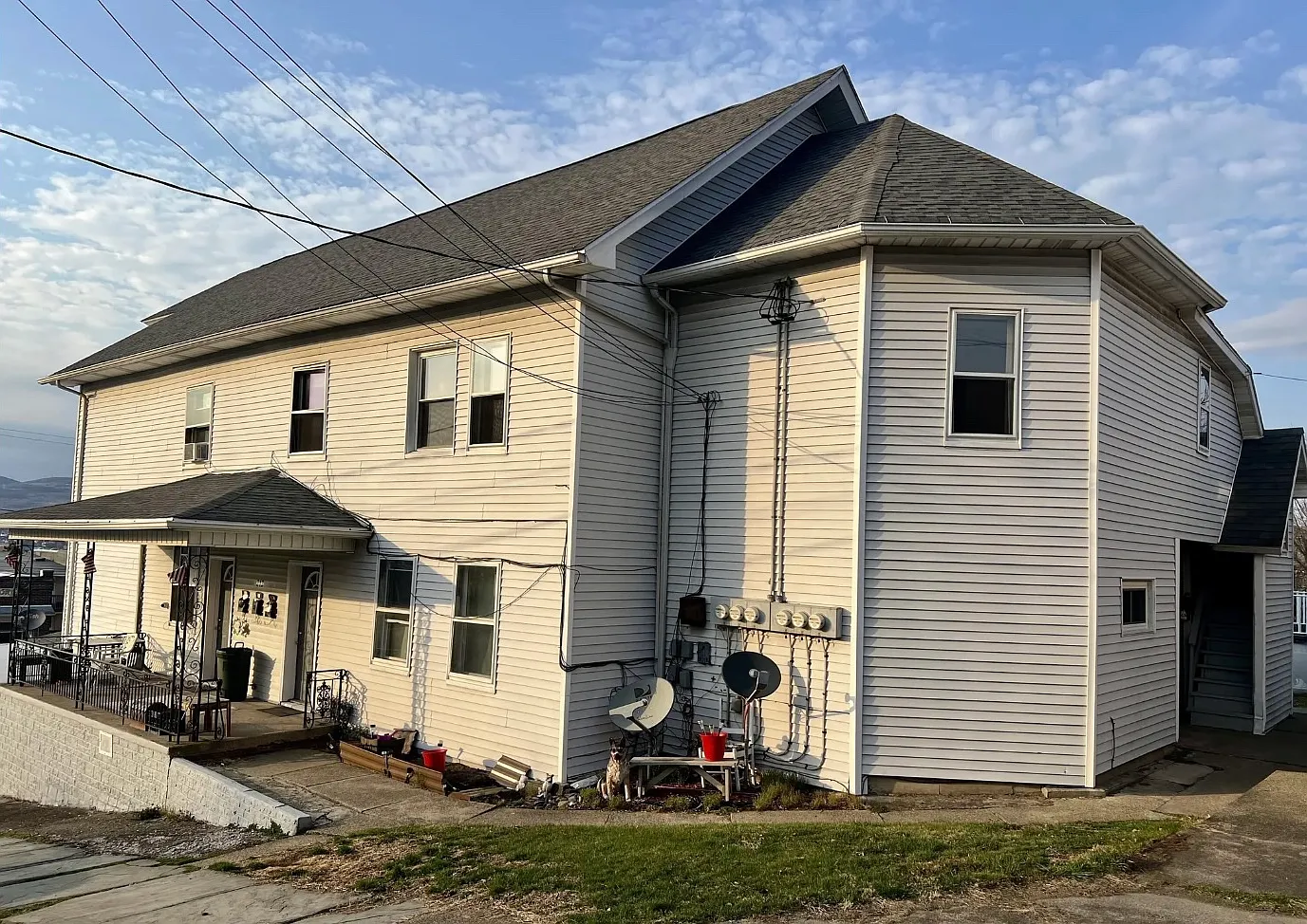 Studio, 650 sqft, $715 — Photo 1