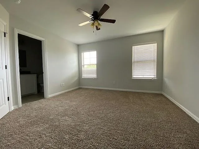 233 W Forest Ave — Photo 10