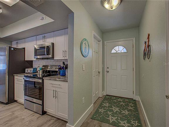 5th image of 2134 Greendale Dr