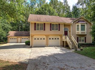 30 Amberidge Dr, Cartersville, GA 30121