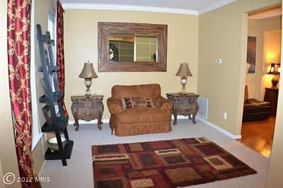 4th image of 302 Lane Ct