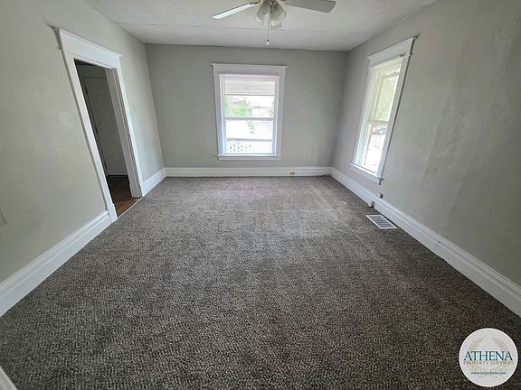 3rd image of 412 North St
