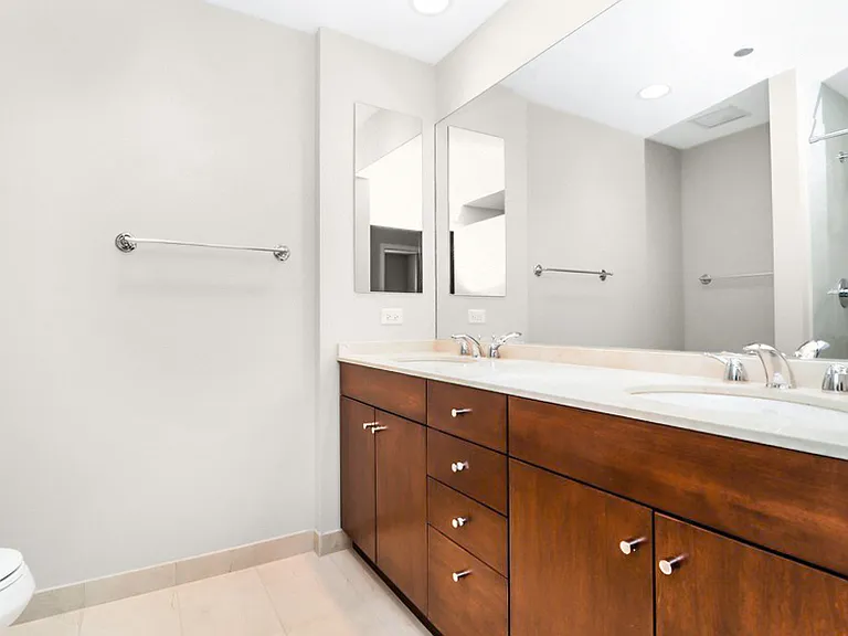 600 N Lake Shore Dr #3504 — Photo 9