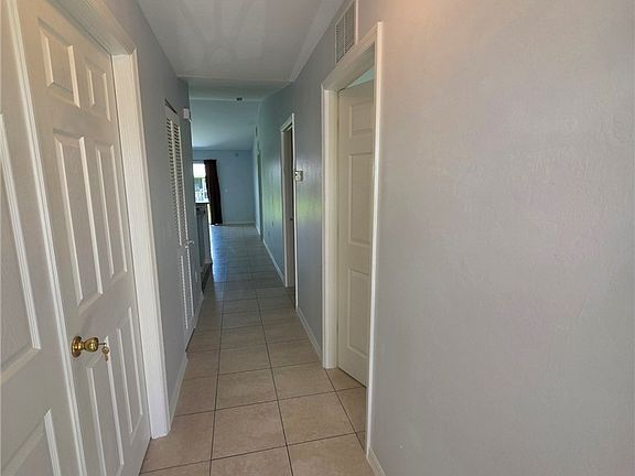2nd image of 2420 Vernon Ave