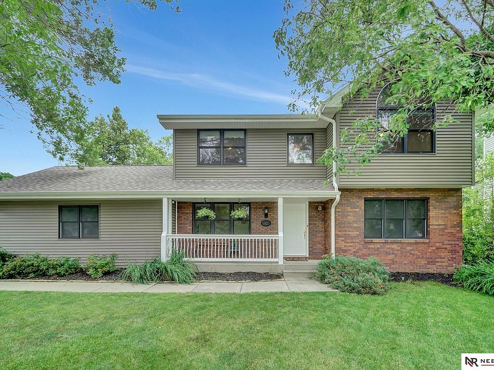 1st image of 6820 Crooked Creek Ct