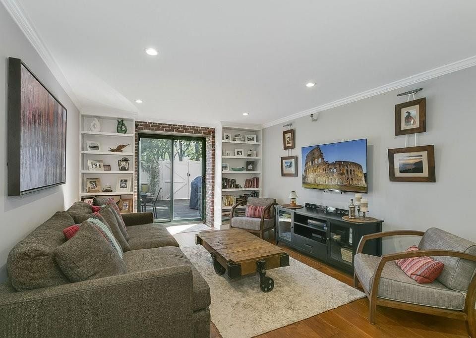 1st image of 42 8th St APT 2105