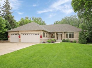 7851 Ithaca Ln N, Maple Grove, MN 55311