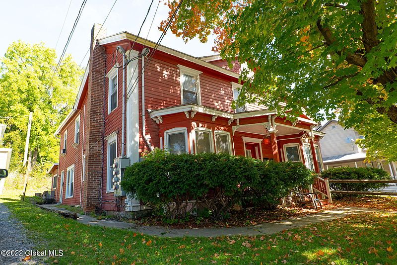 2nd image of 659 E Main Street
