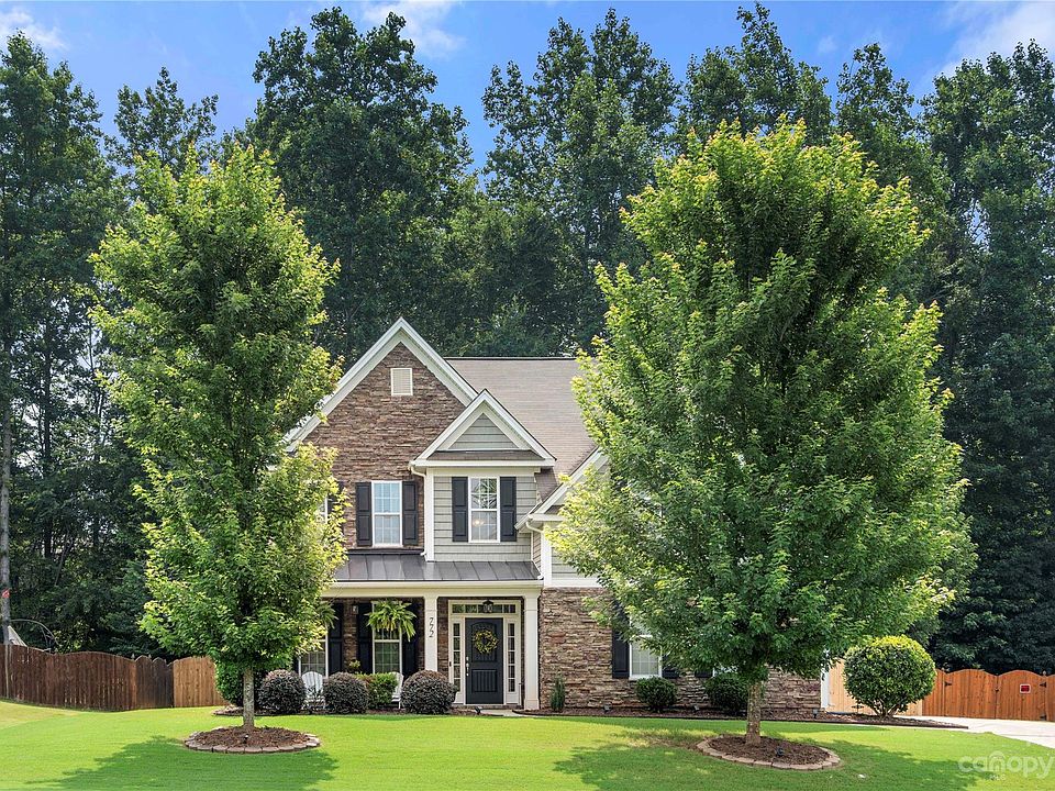 1st image of 772 Virginia Pine Ln