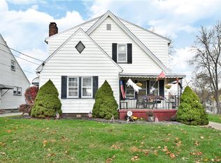 34 Beechwood Dr, Youngstown, OH