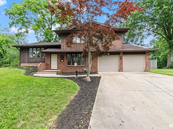 11 Oakwood Dr, Springfield, IL 62711