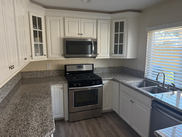 1612 Carmel Cir E — Photo 6