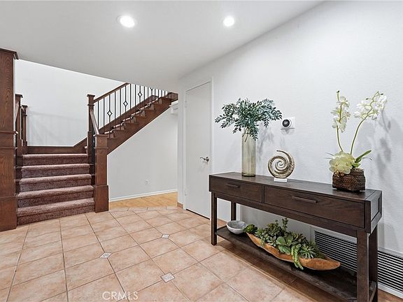 5th image of 5872 Meadowbrook Dr