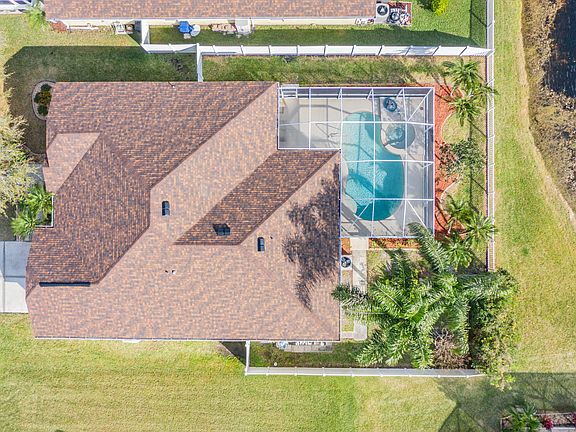 3rd image of 3718 Grand Forks Dr