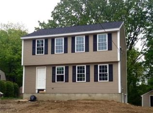 18 Brentwood Rd, Methuen, MA 01844