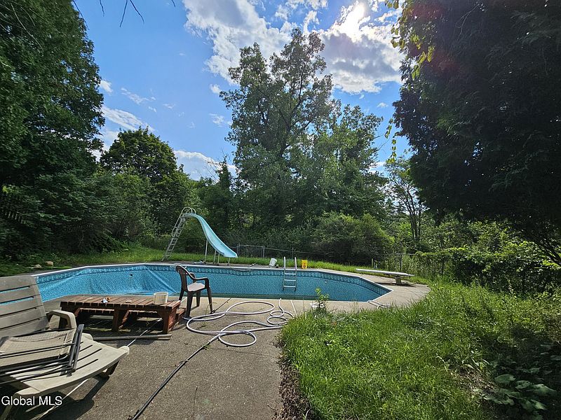 2nd image of 120 Krumkill Road