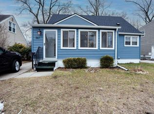 361 Adams Ct, Ferndale, MI