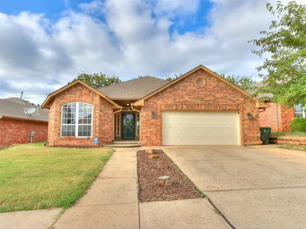 2909 Coach Ct, Norman, OK 73071