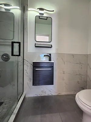 Bathroom, photo 2