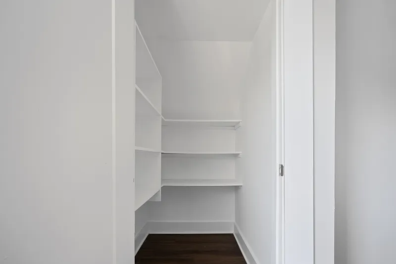 2 bed, 1.0 bath, $2,150 — Photo 3