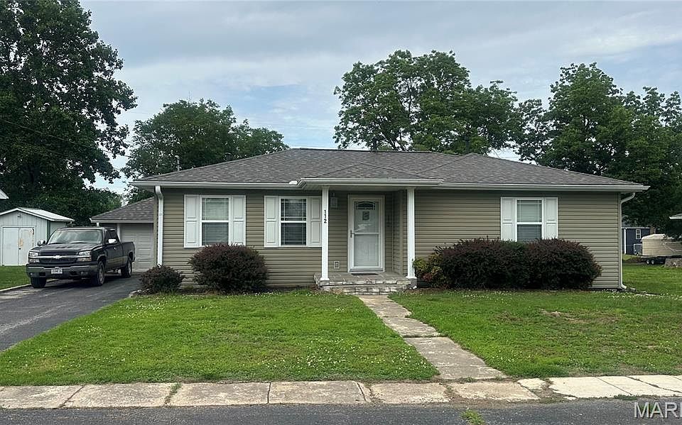 1st image of 112 Bland St
