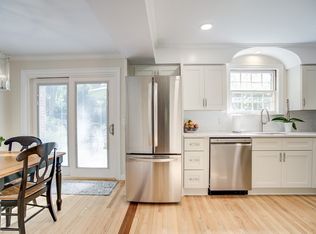 153 Western Dr, Longmeadow, MA 01106