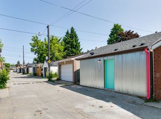 216 Silverthorn Ave, Toronto, ON M6N 3K4