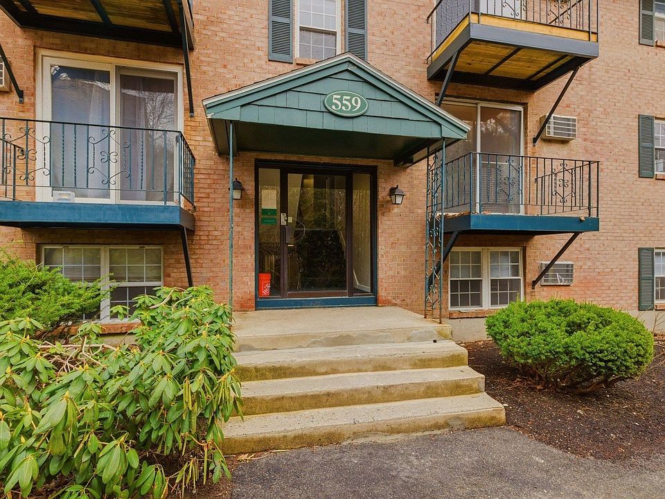 1st image of 559 Sagamore Ave APT 15