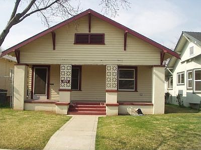 3rd image of 1015 N Roosevelt Ave