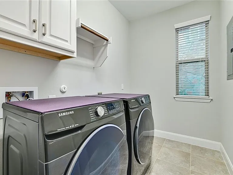 204 Maxwell Way — Photo 20