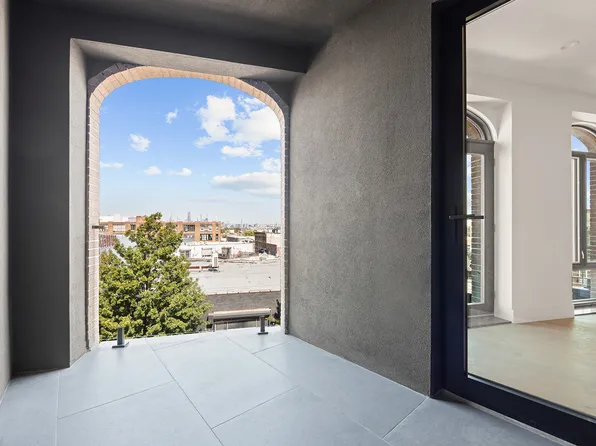 1048 Flushing Avenue image 5 of 18