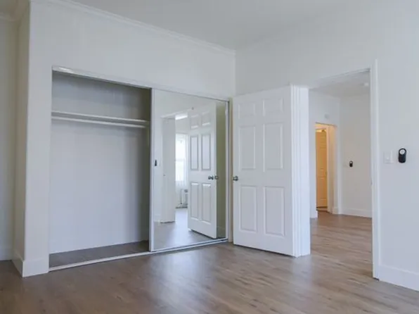 5200 Hollywood Blvd., 5200 Hollywood Blvd APT 103, Los Angeles, CA 90027