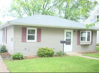 330 Johnson Ave, Little Chute, WI 54140
