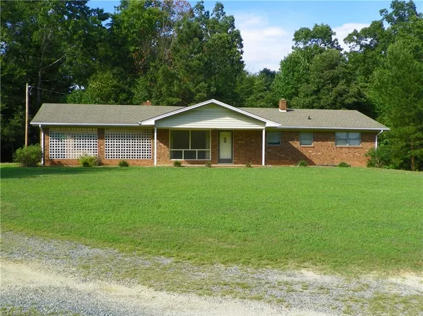 303 Tilden Nursery Rd, Lexington, NC 27295