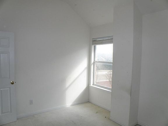 5th image of 2501 Bison Ct