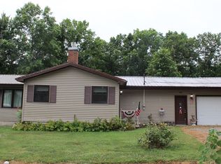 326 E Christy St, Cowden, IL 62422